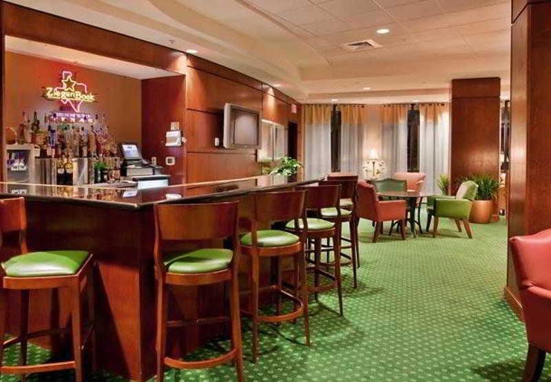 Courtyard Austin Airport Hotel Restaurant photo