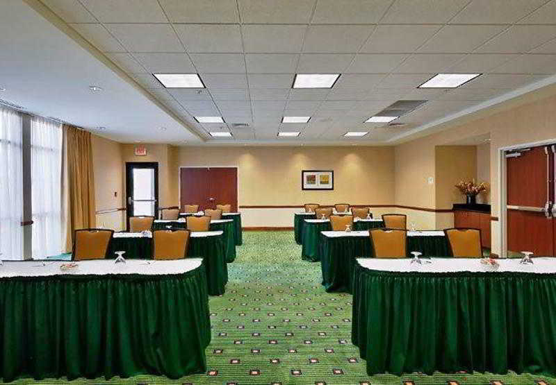 Courtyard Austin Airport Hotel Facilities photo