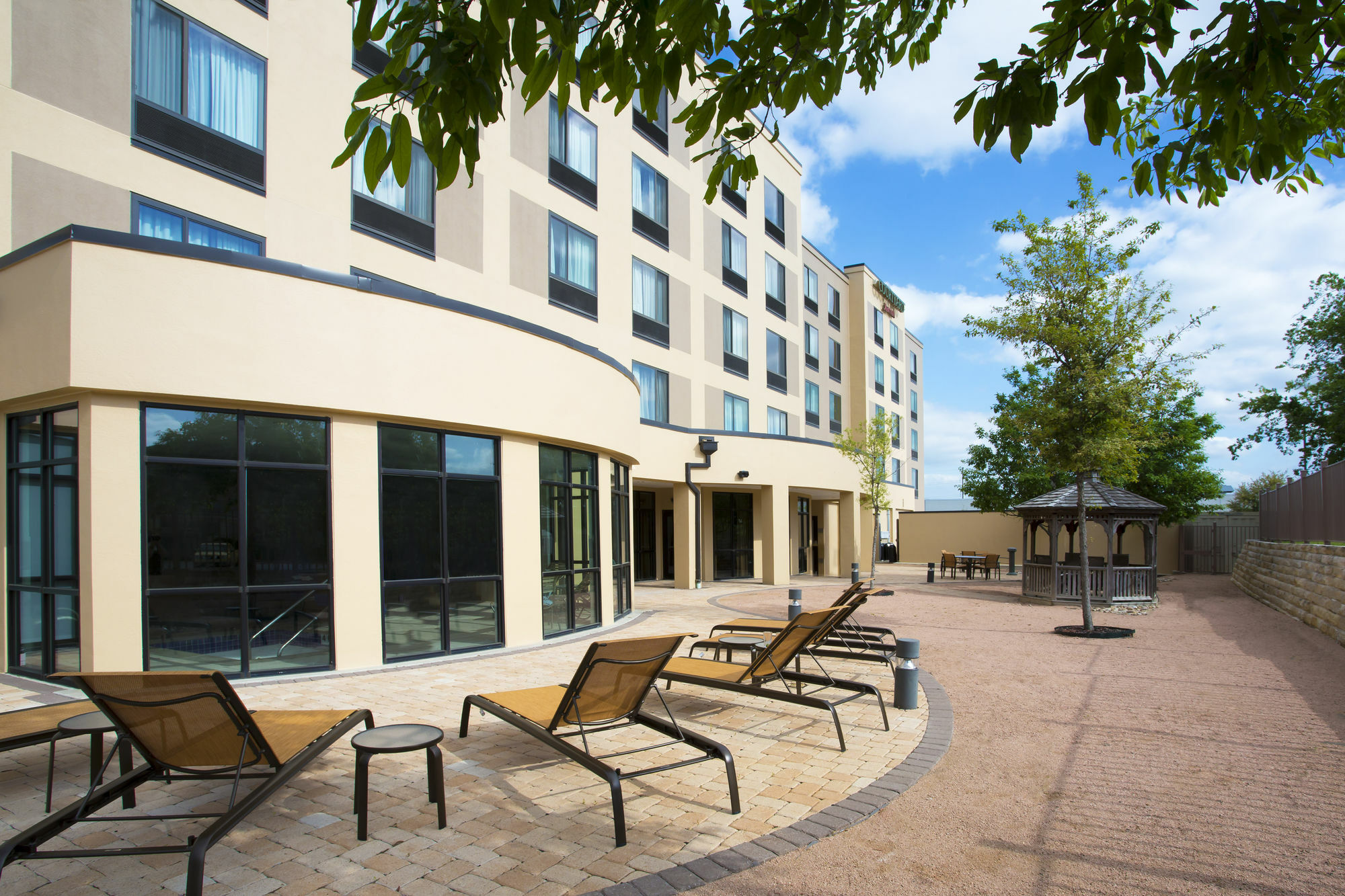 Courtyard Austin Airport Hotel Exterior photo